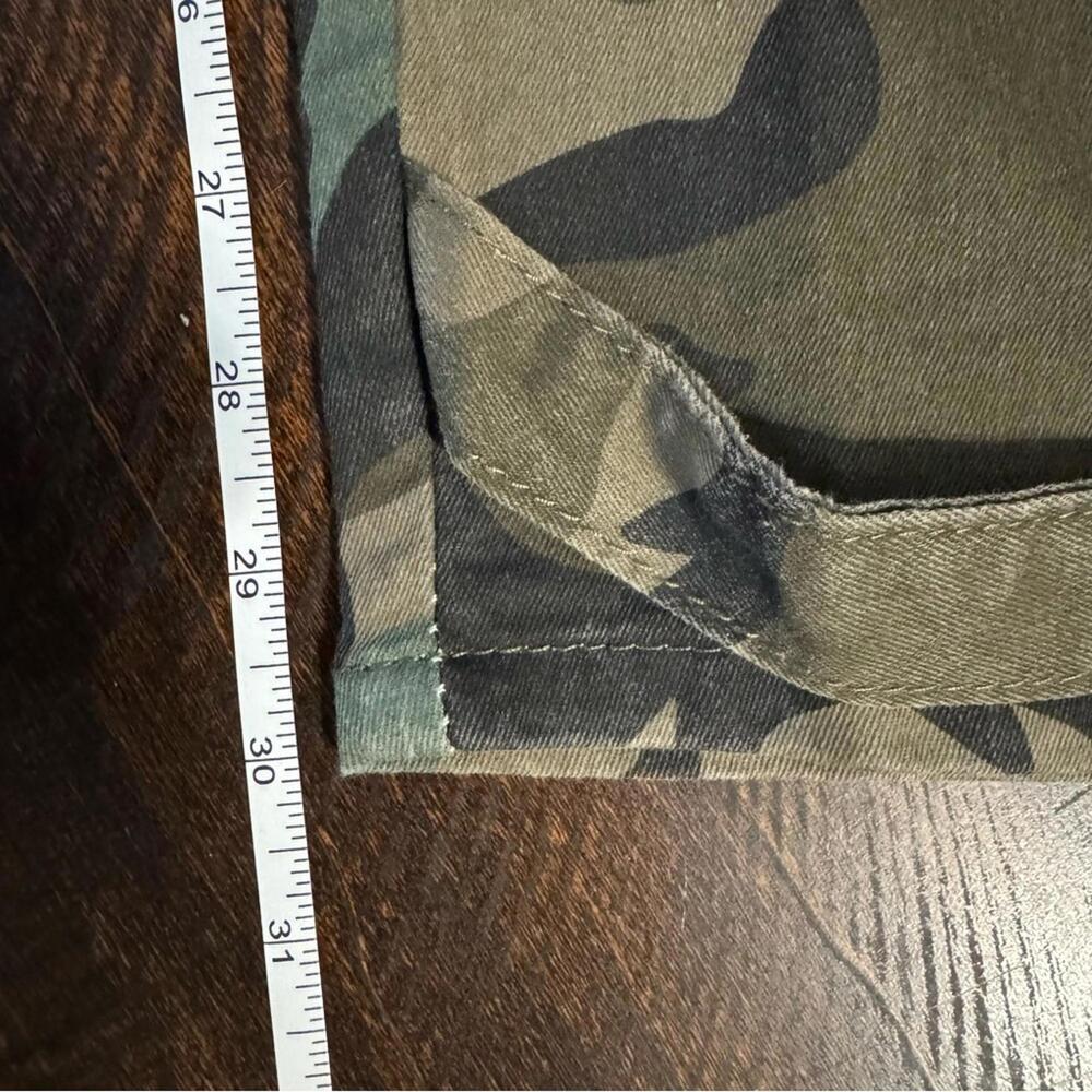 NWOT Y2K Camo Cargo Pants w/ Rhinestone Fringe 26x30 - Picture 13 of 15